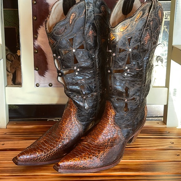 Corral Shoes - Corral Python Snake Skin Boots 9.5